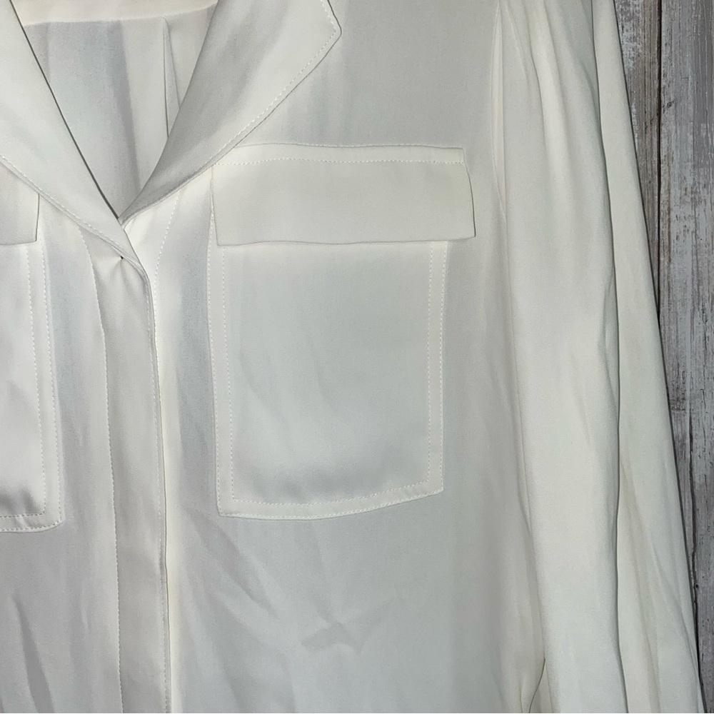 White House Black Market Off White High Low Hidden Button Down Utility Blouse - Picture 3 of 7